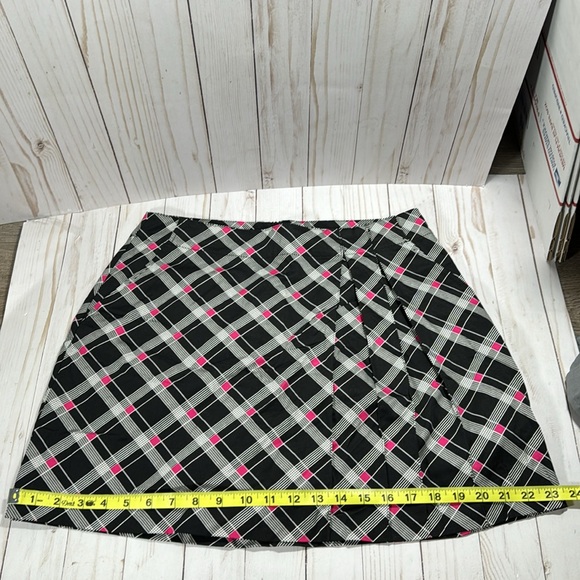 NWT - Lady Hagen golf skort - Picture 9 of 11